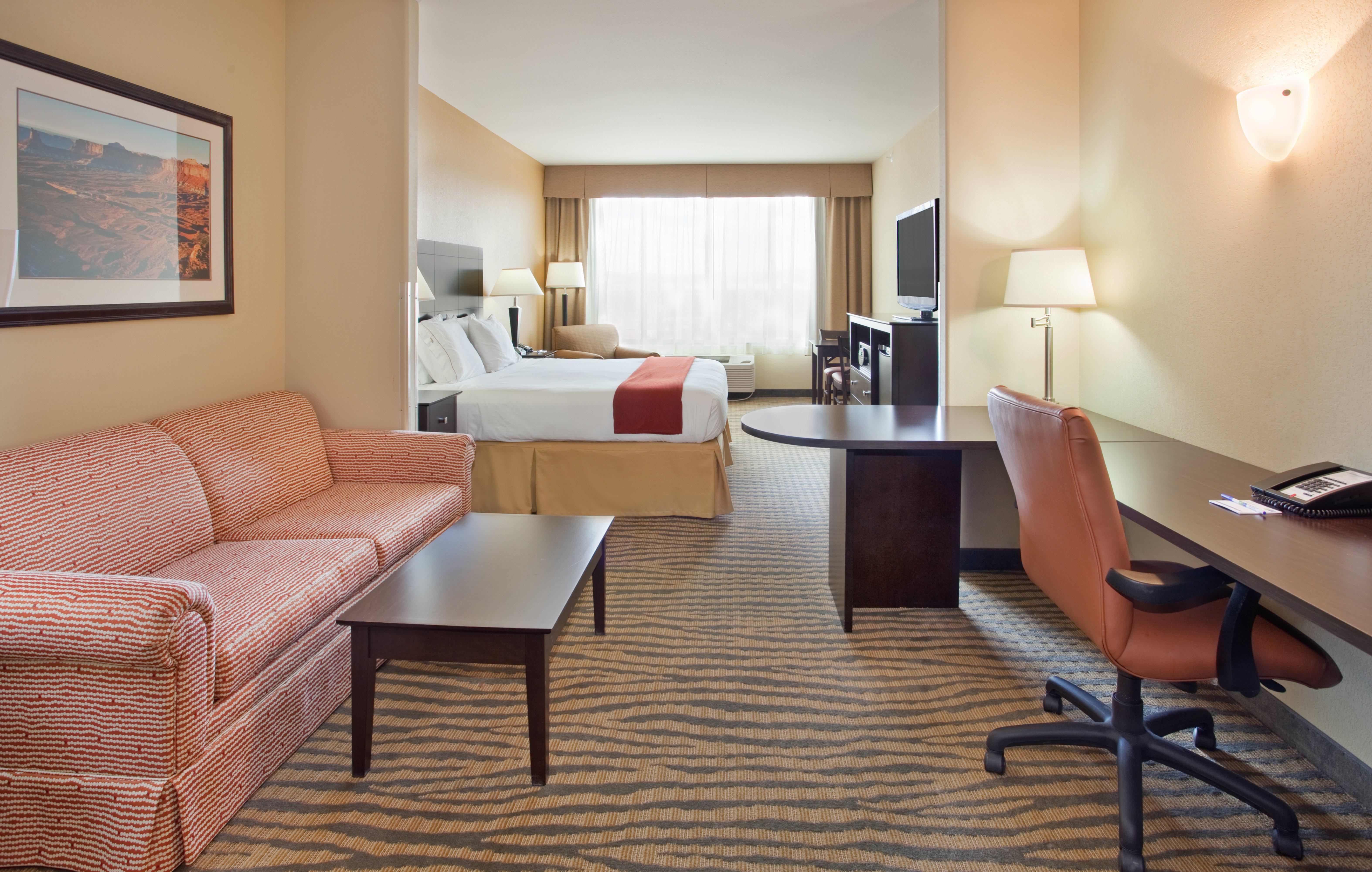 Holiday Inn Express & Suites Gallup East By Ihg Dış mekan fotoğraf